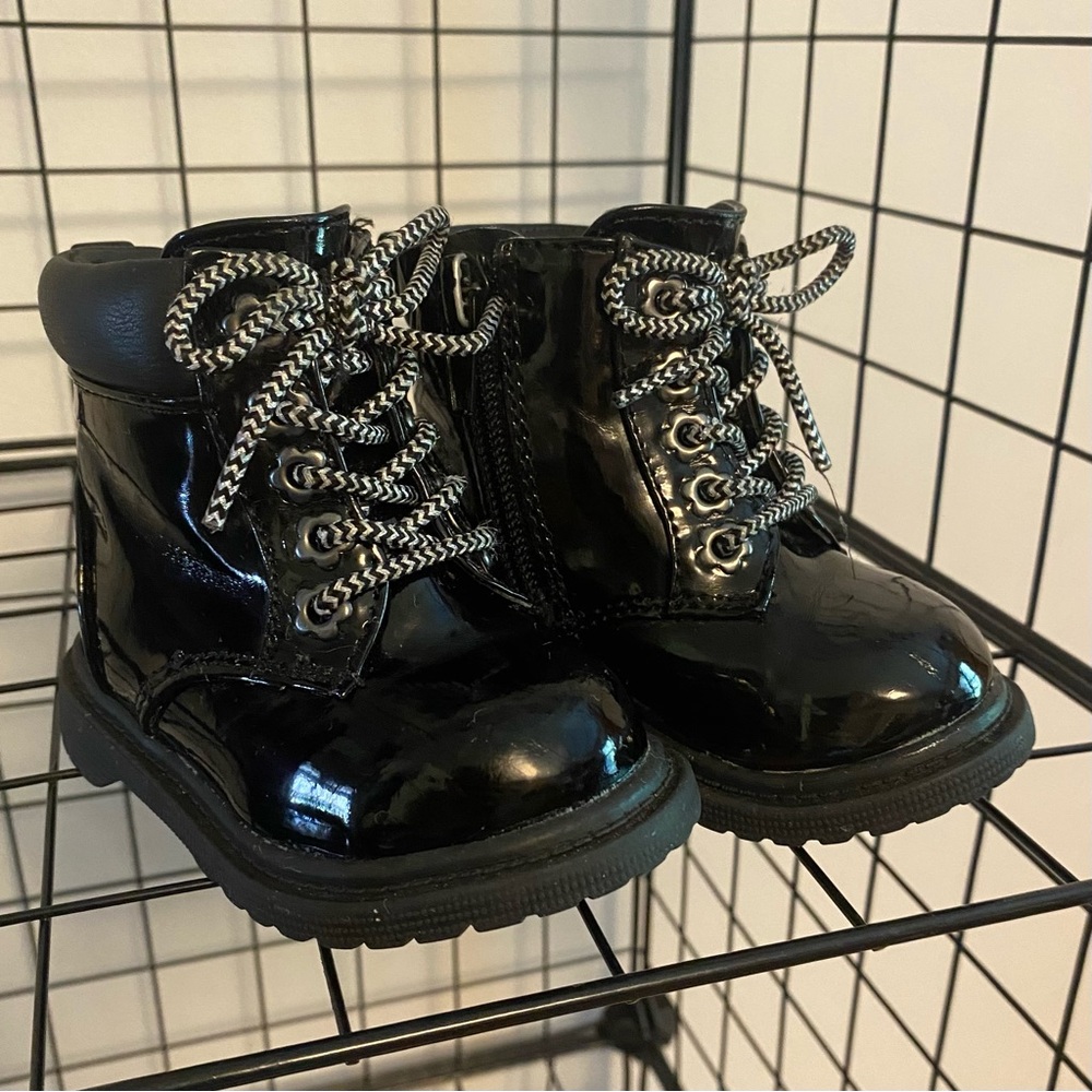Wonder Nation Toddlers Cargo Boots Sz 3